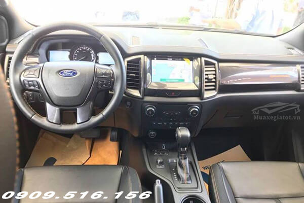 noi that tien nghi ford ranger wildtrak 2 0 bi turbo 2018 2019 muaxegiatot vn - Tại sao Ford Ranger bán chạy tại Việt Nam?