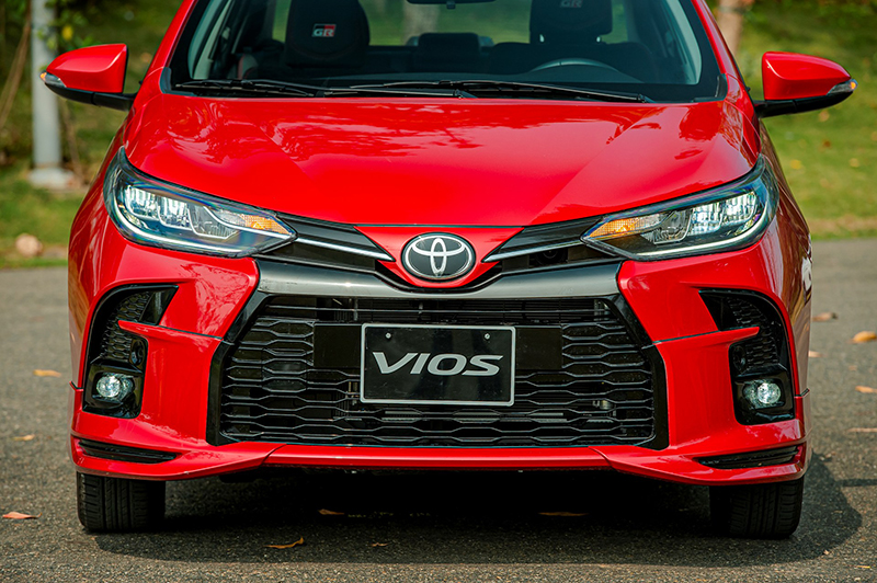 den pha xe Toyota Vios GR S 2021 fordsaigon vn - Đánh giá Toyota Vios 2021 - Thể thao, chất chơi, cá tính